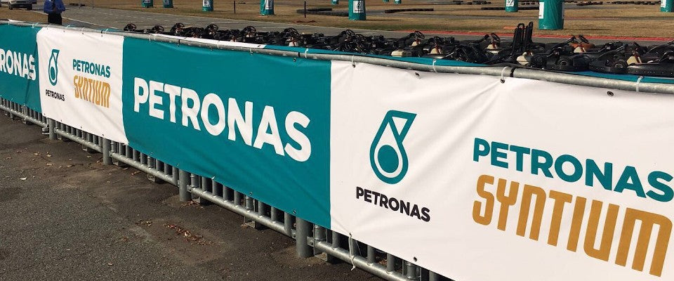 Banner striscione in PVC con occhielli e rinforzo